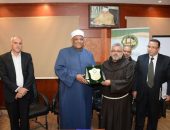 خلال مؤتمر “القيم المشتركة بين الإسلام والمسيحية” بـ”خريجي الأزهر”
