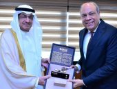 وزير الطيران المدني يلتقي وزير الدولة وعضو مجلس الوزراء السعودي لتعزيز سُبل العمل المشترك في مجال الطيران المدني