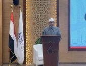 رئيس جامعة الأزهر في ندوة دار الإفتاء “الفتوى وبناء الإنسان”: الفتوى شفاء من الحيرة ويجب أن تبتعد عن التشدد والتساهل بلا إفراط ولا تفريط