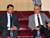 محافظ الأقصر يشيد بدعم وزارة الشباب للمحافظة