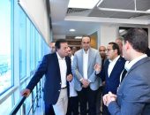 نائب رئيس الوزراء ووزير الصحة يستطلع آراء المواطنين عن مستوى خدمات التأمين الصحي الشامل بمحافظة الاقصر