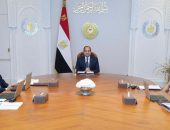 السيد الرئيس عبد الفتاح السيسي  يجتمع  مع الدكتور عمرو طلعت وزير الاتصالات وتكنولوجيا المعلومات، والفريق أحمد الشاذلي رئيس هيئة الشئون المالية للقوات المسلحة، والمهندس بكر البيومي نائب وزير الاتصالات وتكنولوجيا المعلومات، واللواء أ.ح هاني منصور مدير إدارة الإشارة للقوات المسلحة