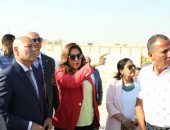 وزيرة التنمية المحلية ومحافظ القاهرة يتفقدان أعمال إنشاء ساحتي انتظار جديدتين للسيارات لخدمة ضيوف المنتدي الحضري العالمي