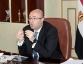 محافظ بنى سويف:فحص وعلاج 1000 حالة في 7 تخصصات وتقديم  3000 خدمة طبية”مجاناً”في قافلة طبية لمديرية الصحة بمركز اهناسيا