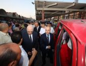 محافظ كفرالشيخ يتابع حركة نقل الركاب بموقف بيلا العمومي