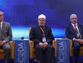 محافظ البحر الأحمر يشيد بجهود مؤسسة الأزهر  جامعًا وجامعة ويثمن نشاطها في دعم السياحة المصرية على مستوى العالم