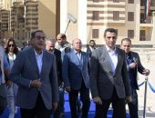 وزيرة التنمية المحلية تشارك في جولة رئيس الوزراء لتفقد عدد من المشروعات الصناعية والخدمية بمحافظة السويس