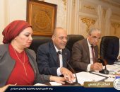 المستشار محمود فوزي وزير الشئون النيابية القانونية والتواصل السياسي، يحضرلجنة القوى العاملة، بحضور السيد الأستاذ/ محمد جبران، وزير العمل، وذلك لمناقشة القانون المقدم من الحكومة بإصدار قانون العمل.
