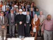 رئيس جامعة الأزهر يتفقد كليات الطب بدمياط ويحث الطلاب على الجد والاجتهاد في طلب العلم