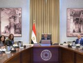 وزيرة التنمية المحلية تشارك في اجتماع رئيس الوزراء لمتابعة الموقف الحالي للمشروعات الجاري تنفيذها بمحافظة الإسماعيلية