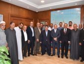 محافظ بورسعيد يستقبل أعضاء مجلس إدارة الجمعية  التعاونية الزراعية المركزية  لمناقشة سبل النهوض بالقطاع الزراعي