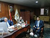 محافظ الوادي الجديد يُشارك باجتماع وزراء التنمية المحلية والتموين والزراعة