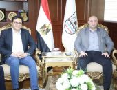 محافظ بني سويف يستقبل وزير الثقافة في مستهل زيارته للمحافظة