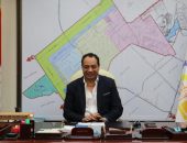 رئيس جهاز 6 أكتوبر يعلن الانتهاء من تركيب سلالم كهربائية ببعض كباري المشاة بطريق الواحات