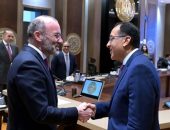 رئيس الوزراء يلتقي رئيس مجموعة حزب الشعب الأوروبي بالبرلمان الأوروبي