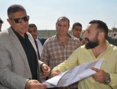 محافظ الجيزة يتفقد مشروعات تطوير الطرق المحيطة والمؤدية للمتحف المصري الكبير والمنطقة الأثرية