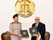 إدارة الإشارة للقوات المسلحة توقع عقد إتفاق مع مجلس الدولة المصرى لتقديم خدمات الشبكة الوطنية الموحدة لخدمات الطوارئ والسلامة العامة …