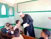 فضيلة الدكتور عبد الناصر شهاوي، رئيس منطقة كفر الشيخ الأزهرية، يقوم بجولة مفاجئة لمجمع معاهد روينة الابتدائي والإعدادي فتيات بكفر الشيخ
