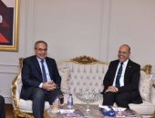 وزير العمل يلتقى السفير علاء حجازي قبل استلام مهامه كمندوب دائم لمصر لدى الأمم المتحدة في جنيف..