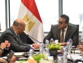 نائب رئيس مجلس الوزراء وزير الصحة يبحث مع المدير التنفيذي المناوب بمجموعة البنك الدولي سبل التعاون بملف التنمية البشرية وخدمات الرعاية الصحية