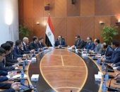 رئيس الوزراء يلتقي المدير العام ورئيس الشركة الصينية العامة للهندسة المعمارية “CSCEC”