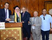 أسرة التايمز الدولية تهنئ رئيس قسم الصحافة والنشر بحصول كريمته علي الماجستير بامتياز