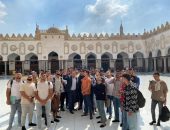 كلية اللغة العربية بالزقازيق تختتم دورة الإرشاد السياحي في التاريخ الإسلامي بزيارة جامعي الأزهر الشريف والحاكم بأمر الله