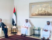 سفير جمهورية العراق في أبوظبي يلتقي الوكيلين المساعدين لوزارة الخارجية الإماراتية لشؤون المراسم والمساندة