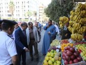 محافظ المنيا يقود حملة مكبرة لتفقد الأسواق والمخابز ومراجعة تراخيص البناء وأعمال النظافة والاشغالات