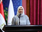مستشارة شيخ الأزهر تشهد تخريج دفعة جديدة من الطلاب الوافدين وتؤكد أن شهداء غزة أضاءوا بدمائهم دروب الكرامة وخلدوا معاني الصمود والإباء وتدعو خريجي الأزهر ليكونوا خير سفراء ويظهروا للناس حقيقة الإسلام