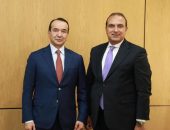 السفير المصري في طشقند يلتقي بوزير الثقافة بجمهورية أوزبكستان