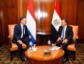 جلسة المباحثات المصرية – الهولندية التي عقدت بين د. بدر عبد العاطى، وزير الخارجية والهجرة، والسيد “كاسبر فيلدكامب” نظيره الهولندى.
