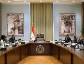 رئيس الوزراء يستعرض موقف مشروع “مصنع سيراج” لتوطين مكونات منتجات الإضاءة بالمنطقة الاقتصادية لقناة السويس