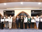 قداسة البابا يلتقي الحاصلين على الماچستير والدكتوراه في الدراسات القبطية في ختام مؤتمر جمعية الآثار القبطية