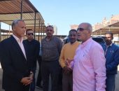 السكرتير العام يتفقد سوق ترعة البوصة ضمن عمل لجنة مختصة لدراسة البدائل المناسبة لتحقيق أفضل  استفادة من المشروع بما يخدم احتياجات المواطنين