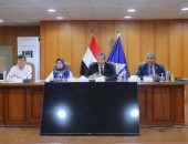 محافظ دمياط يرأس اجتماعًا لمتابعة ملف منظومة النظافة بالمحافظة