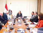 وزير قطاع الأعمال العام يبحث مع  وفد من الشركات الألمانية والغرفة الألمانية العربية للصناعة والتجارة بالقاهرة فرص التعاون في إنتاج وتصدير الهيدروجين الأخضر