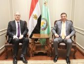 وزير الزراعة يبحث مع السفير الهولندي بالقاهرة سبل التعاون المشترك