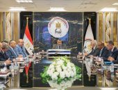 وزير الدولة للإنتاج الحربى ” يلتقى ممثلى شركة ” زيد العمانية ” لبحث أوجه التعاون المشترك
