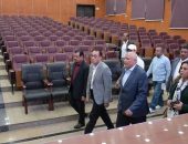 رئيس الوزراء يتفقّد منشآت جامعة الوادي الجديد