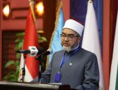 وكيل كلية الدعوة الإسلامية بالقاهرة: «الحوار الحضاري» ضرورة ملحة في عالم أحوج ما يكون أن يسكت صوت القنابل وفضيلة الإمام الأكبر شيخ الأزهر الشريف دعا إلى نقل الحوار بين الثقافات والأديان من الإطار النظري إلى التطبيق العملي