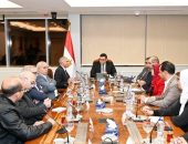 وزير الإسكان يتابع سير العمل بمدن غرب القاهرة “6 أكتوبر – الشيخ زايد – أكتوبر الجديدة – حدائق أكتوبر”
