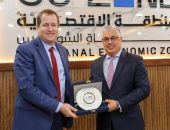 رئيس اقتصادية قناة السويس يستقبل وفد رفيع المستوى من السفارة الأمريكية بالقاهرة لبحث سبل التعاون