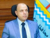 محافظ كفرالشيخ يتابع عمليات كسح مياة الامطار وتطهير بيارات الصرف الصحي وصفايات مياة الامطار بمصيف بلطيم