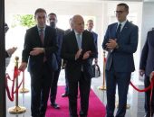 نائب رئيس مجلس الوزراء وزير الخارجية يفتتح منظومة البطاقة الوطنية الموحدة في سفارة العراق لدى الإمارات