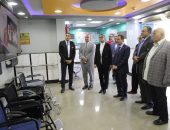 نائب محافظ الوادي الجديد ووفد شركة باراديس يتفقدّون “مجمع تمور المحافظة” و”مركز حسن حلمي”