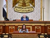 وزيرة التنمية المحلية تعرض جهود الوزارة لتحقيق بناء اقتصاد محلى جاذب للاستثمارات لتوفير فرص عمل لأبناء المحافظات وتحسين البنية التحتية