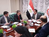 نائب رئيس مجلس الوزراء وزير الصحة والسكان يستقبل وفد البنك الدولي لبحث التعاون في ملف التنمية البشرية