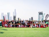 طلبة المدارس يشاركون في فعاليات مركز “القافلة الرياضية”