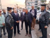 محافظ بورسعيد يتابع أعمال الحملة المكبرة لإزالة الاشغالات و التعديات بأحياء الزهور والمناخ